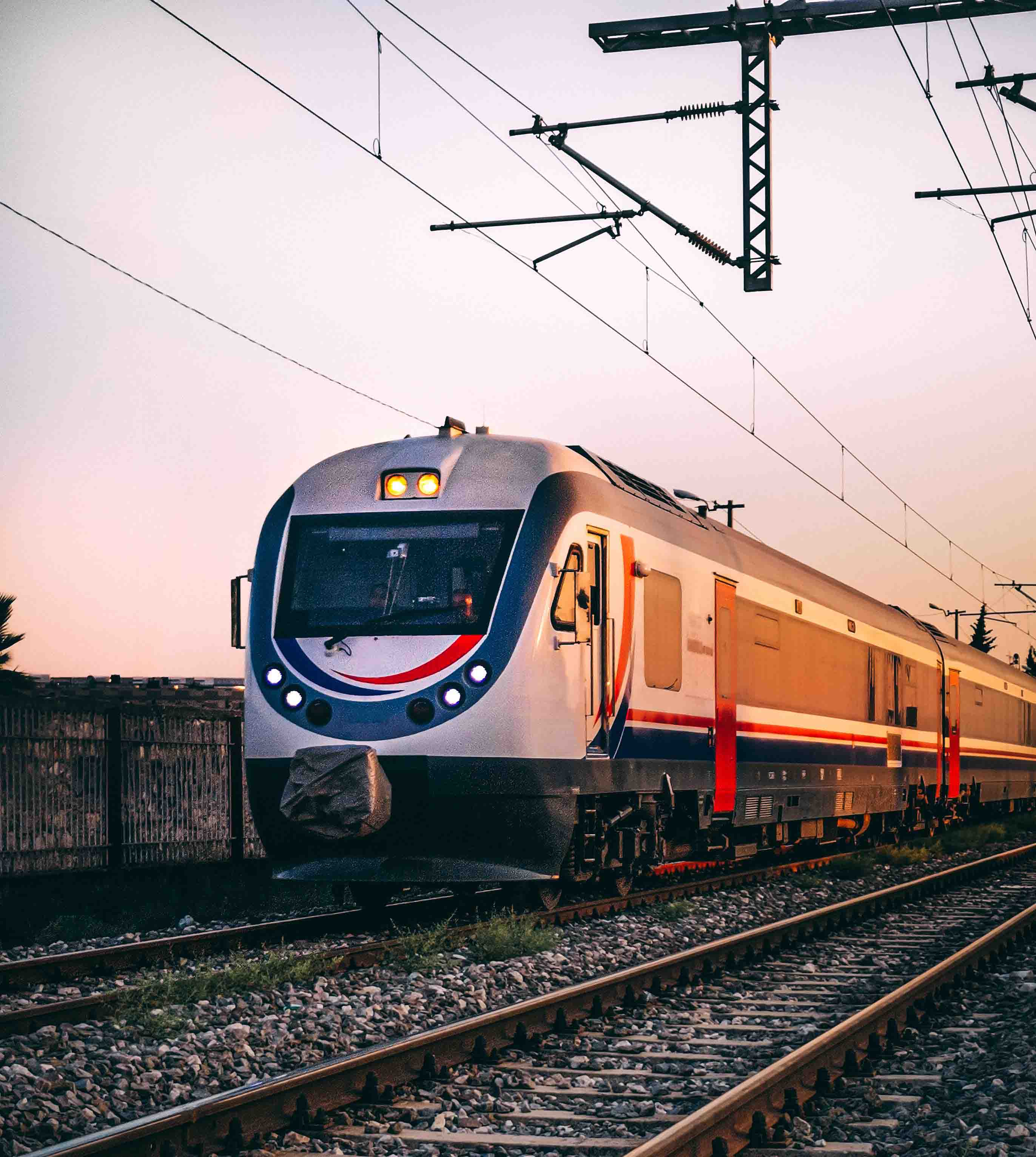 solusi traksi angkutan kereta api.jpg